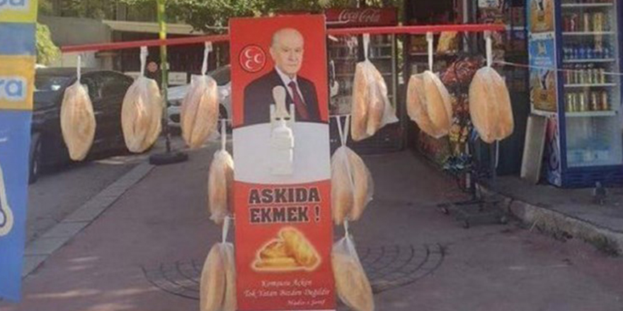 MHP'nin askıda ekmek kampanyasından sonra Kızılay'dan askıda pizza
