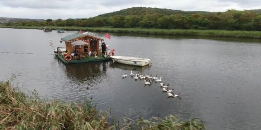 riva da yuzen ev ilgi odagi oldu